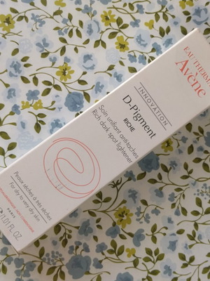 Avène D-Pigment Face Cream with Cera di Cupra Hand Cream Gift