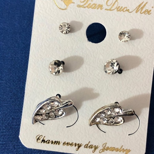 Silver Tone Rhinestone Stud and Leaf Earring Set new fashion jewelry