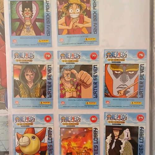 One Piece Panini album with cards like new, 221 total