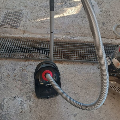 Bosch GL45 vacuum cleaner used