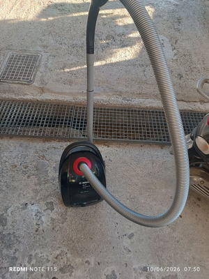Bosch GL45 vacuum cleaner used