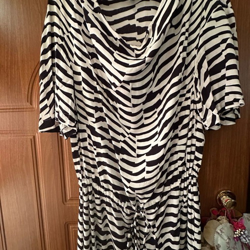 Armani Jeans dress no44 like new, black and white casual