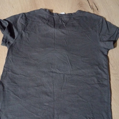 H&M Children's T-shirt size 7-8 years like new, colorful