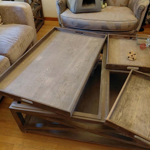Coffee table 1.10 x 1.10 m, solid wood with removable parts
