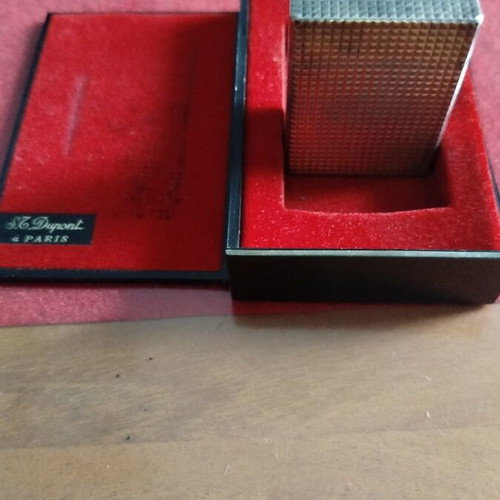ST.Dupont 1971 lighter used, needs service