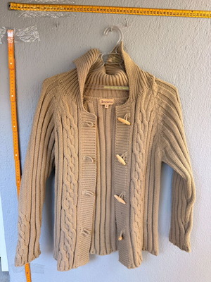 Entrance knitted cardigan with hood and wooden buttons like new, beige