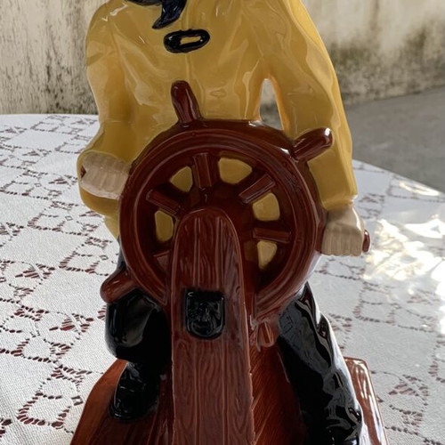 Vintage Fres-O-Lone Ceramic Captain Statue used, 40cm