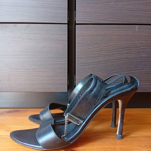 Pura Lopez black women's sandals like new, size 40