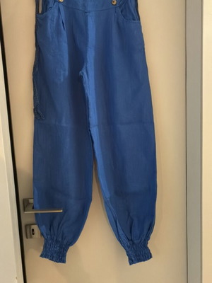 Blue pants with elastic waist