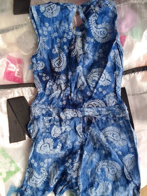 Girls' jumpsuit 3-5 years like new with pockets