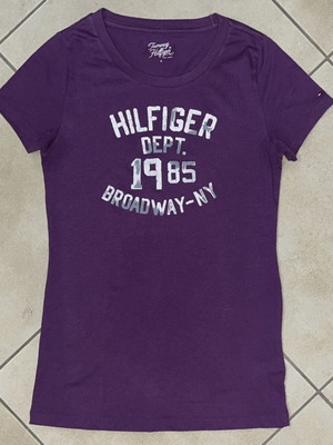 Tommy Hilfiger Women T-Shirt purple, like new, size S