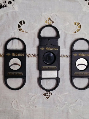 Set of 3 blue Trinidad Habanos cigar cutters like new