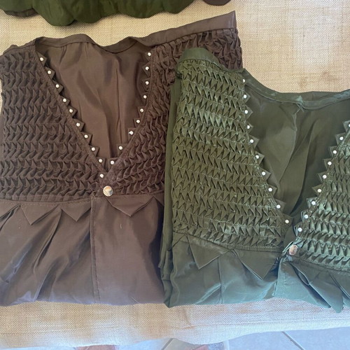 Muslim outfits like new, pack of 2 with burqa and scarves