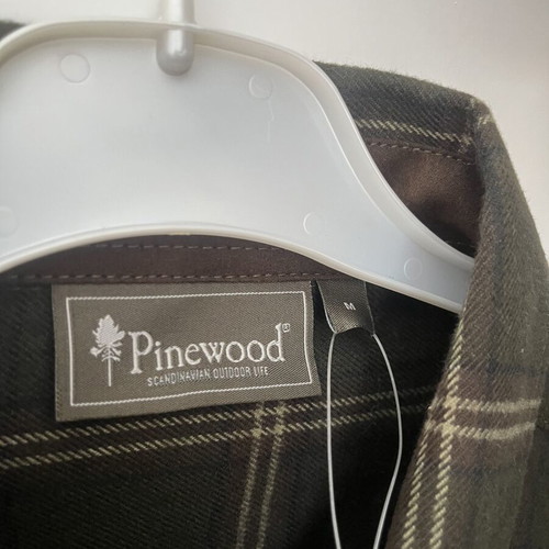 Pinewood Sweden Men's Shirt Medium new, 100% cotton