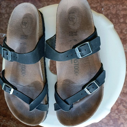 Birkenstock sandals used, size 39, black