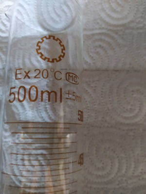 Glass volumetric cylinder 500 ml like new