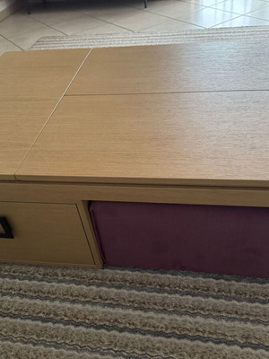 Coffee table new with storage and two stools