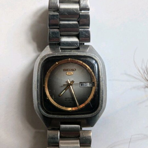 Seiko 5 watch used