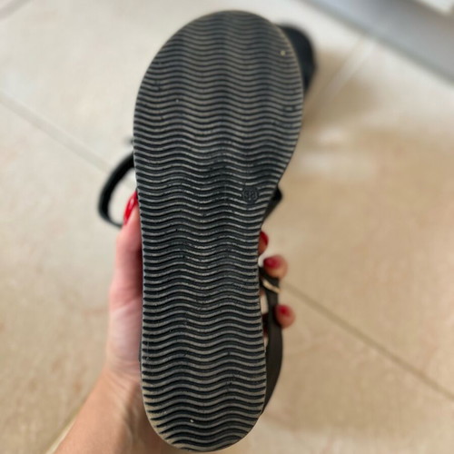 Ligglo flatform sandals size 38 like new, black