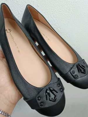Mourtzi leather black ballerinas new, size 37