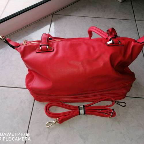 Women's red handbag like new