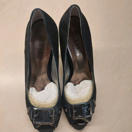Guess pumps size 39 new black with 10 cm heel