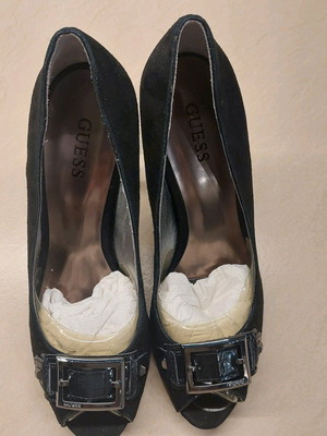 Γόβες Guess 39 καινούργιες μαύρες με τακούνι 10 πόντους
