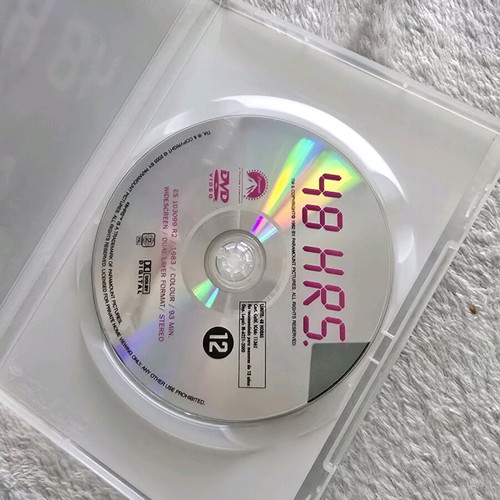 48hrs DVD like new with Greek subtitles