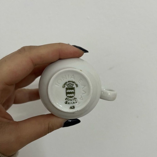Ionía cup and saucer set like new, 5 pieces