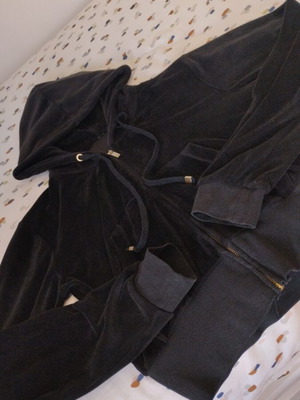 Jacket black, like new, one size