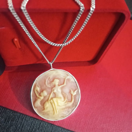 Cameo necklace 925 silver with Greek Muses, used
