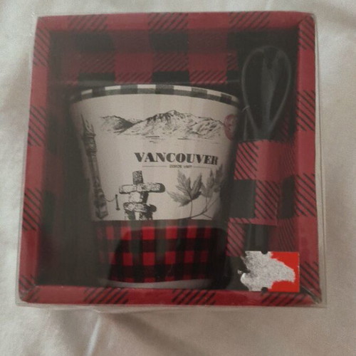 Espresso gift set from Canada, new, ceramic cup with Vancouver design