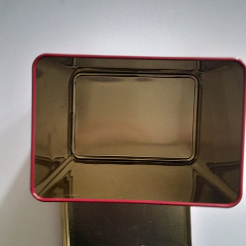 Kelloggs collectible metal tin like new