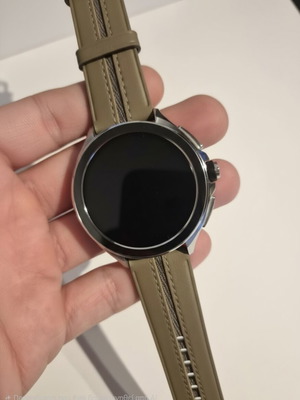 Xiaomi Watch 2 Pro LTE like new with stainless steel and AMOLED display