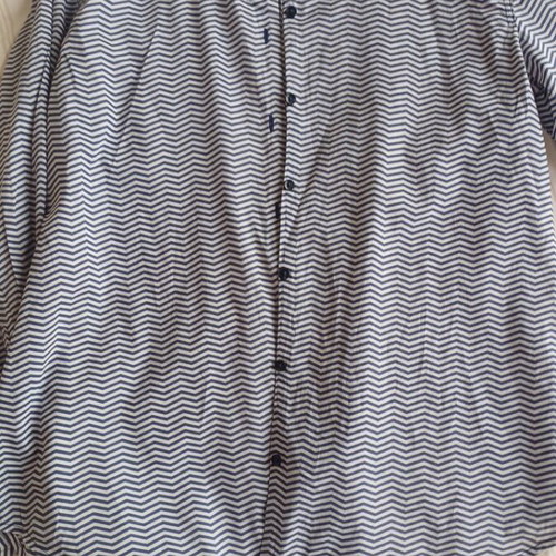 Benetton women's shirt like new, size S/M, white and blue
