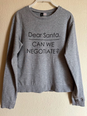 H&M shirt with message, like new, gray, size S