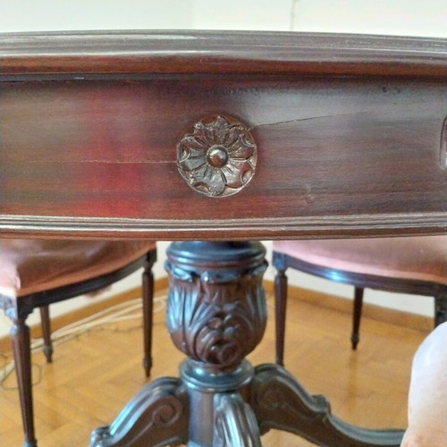 Wood-carved round table with 4 chairs like new