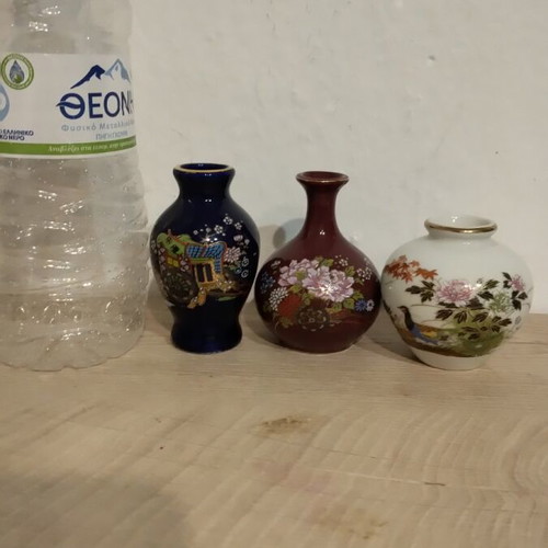 Miniature porcelain jars like new, height 8 cm