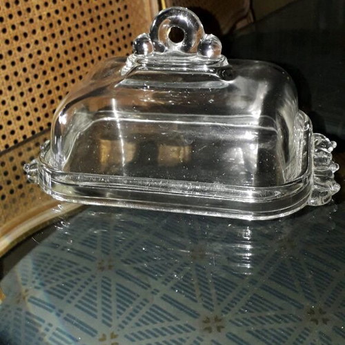 Vintage butter dish thick glass like new