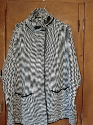 Γυναικεία ζακέτα κάπας-πόντσο ασπρόμαυρη Parfois καινούργια, μέγεθος M