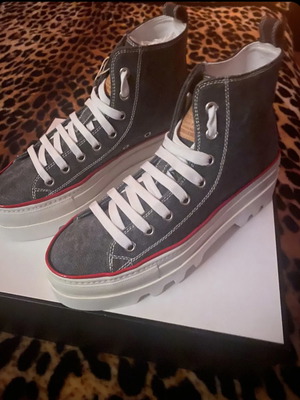 Dsquared2 sneakers platform καινούργιο, νούμερο 44, γκρι