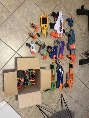Nerf blasters like new