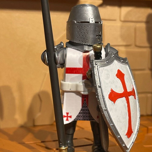Playmobil Templar Heavy Infantry Knight custom made, brand new