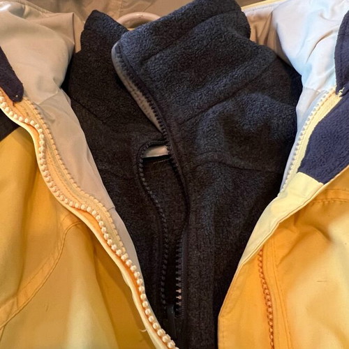 Columbia sports ski jacket used, yellow with fleece