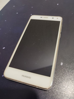 Huawei Y6 (2017) smartphone