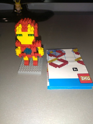 Φιγούρα Iron Man από τουβλάκια σαν καινούργιο με οδηγίες