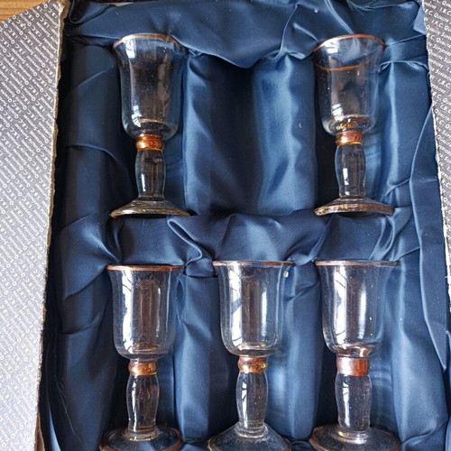 Vintage liqueur glasses like new with box, one glass missing