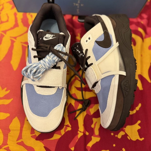 Nike Zoom Field Jaxx x Travis Scott sneakers new, EU 44.5, beige blue
