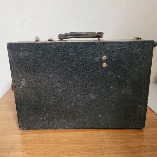 Anesthetic oxygen gas production machine 1940-1960 collectible