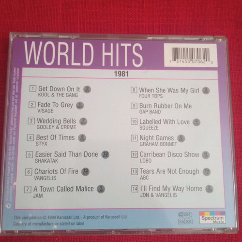 World Hits 5 CD like new, major foreign hits 1978-1982